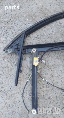 Преден Ляв Стъклоповдигач Ауди A6 4F C6
(2) - 4F0837629B, снимка 3 - Части - 50611259