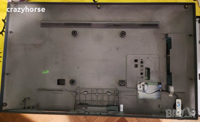 Телевизор Samsung UE32F4000AW със счупен LCD панел., снимка 10 - Телевизори - 43159381