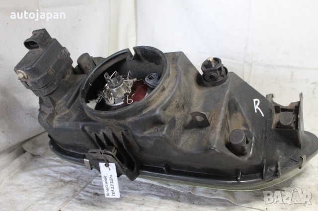 Десен фар Рено сценик 98г Renault scenic 1998, снимка 3 - Части - 43882497