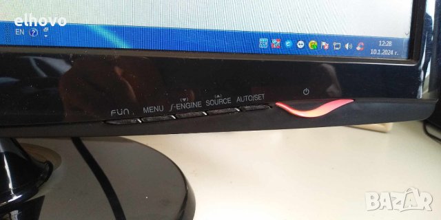 Mонитор LG Flatron W2243T-PF, снимка 3 - Монитори - 43743032