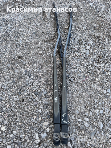 Рамена чистачка ляво и дясно за Дайхацу YRV.2000-2002