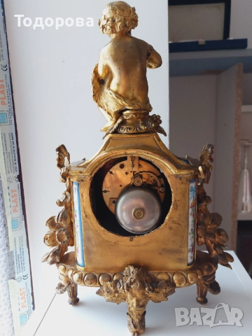 Много рядък Каминен бронзов часовник-Франция 19 век ,позлата, порцелан, 4 200 €, снимка 17 - Стенни часовници - 52310498