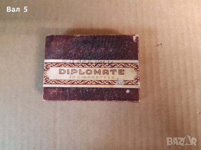 Кутия от цигари ДИПЛОМАТ - България, снимка 1 - Колекции - 43329033
