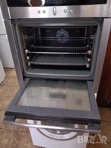 Иноксова фурна за вграждане с прибираща се врата Neff Made in Germany 2 години Гаранция!, снимка 2 - Печки, фурни - 53265676