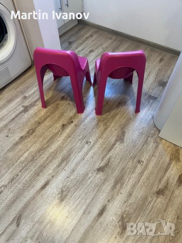 Детски розови столчета 