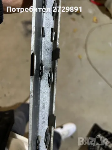 Предна решетка за емблемата на  мерцедес CLA AMG