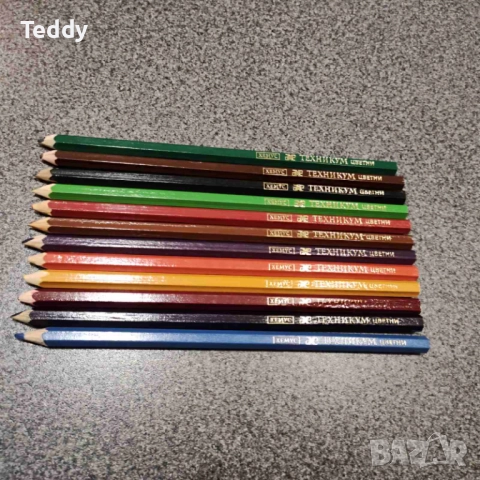 Стари цветни моливи Хемус Бургас, снимка 5 - Колекции - 51968373