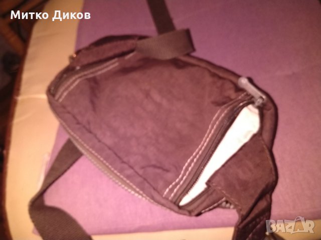 Мъжка чанта промазан плат маркова на Киплинг-две позици  за през рамо и колан 20х15х6см, снимка 10 - Чанти - 35318873