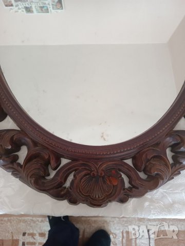 Огледало с полиуретанова рамка "Елипса"акантов лист  1981г., снимка 2 - Антикварни и старинни предмети - 39358869
