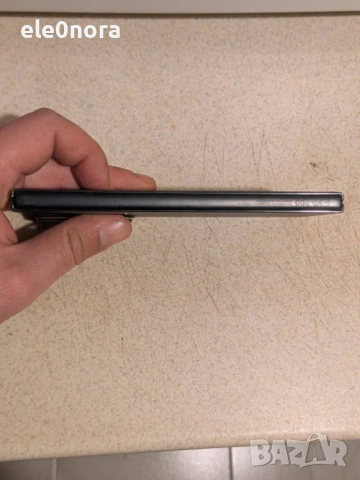 Продавам Honor Magic V2, снимка 4 - Други - 53103735