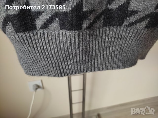 Продавам НОВ мъжки вълнен пуловер, снимка 6 - Пуловери - 43288860