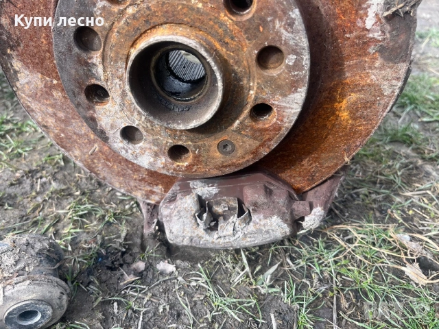 Голф 5 заден мост и предни амортисьори, снимка 9 - Аксесоари и консумативи - 53487142