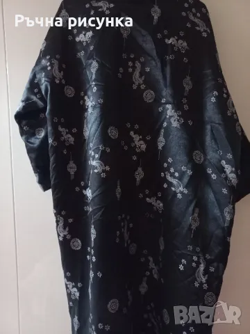 Красиво двулицево кимоно ,универсален размер , снимка 2 - Антикварни и старинни предмети - 47976652