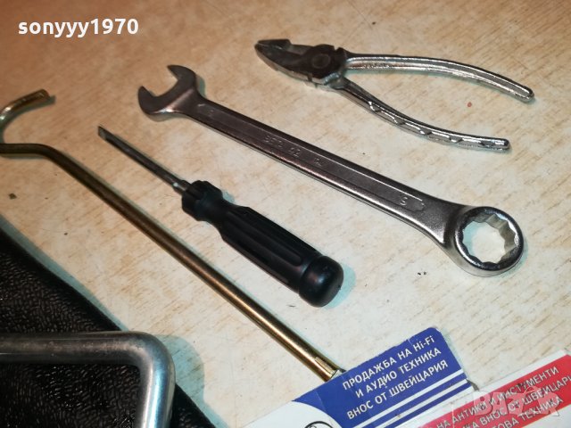 ИНСТРУМЕНТИ ЗА КОЛА В КОЖЕН КЕИС 19мм 1412212019, снимка 11 - Аксесоари и консумативи - 35141910