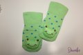 Памучни бебешки чорапки с жабки, снимка 1 - Чорапи - 32997010
