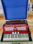 Продавам Немски акордеон ROYAL STANDART120баса 3гласа с куфар , снимка 2