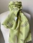 Светло зелен копринен шал/ кърпа за глава, снимка 1 - Шалове - 39375151