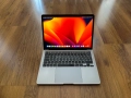 13.3' Apple MacBook Pro M1 2020 Space Grey 16GB RAM/256 GB SSD - Батерия 74 цик., снимка 2