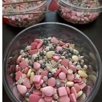 различни Захарни поръски микс перли перлички сърца бонбони захарна поръска sprinkles ядивни, снимка 1 - Други - 37065493
