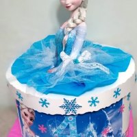 Картонена торта с принцеси, снимка 5 - Други - 16177909