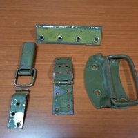  Панти  , ключалки и ъгли от военни сандъци, снимка 1 - Други стоки за дома - 34993384