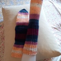 Ръчно плетени дамски чорапи размер 38, снимка 2 - Дамски чорапи - 43031039