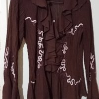 Ефектна блузка в кафяво, Р-р М/Л, снимка 1 - Блузи с дълъг ръкав и пуловери - 43114383