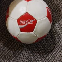 Топка за футбол колиционерска Coca Cola , снимка 2 - Футбол - 38502636