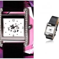 Стилен дамски часовник с черна каишка и квадратен циферблат,нов!, снимка 1 - Дамски - 15737399