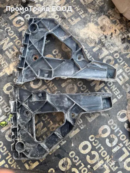 Държачи за предна задна броня ляв десен Ауди А6 С6 4F, снимка 1