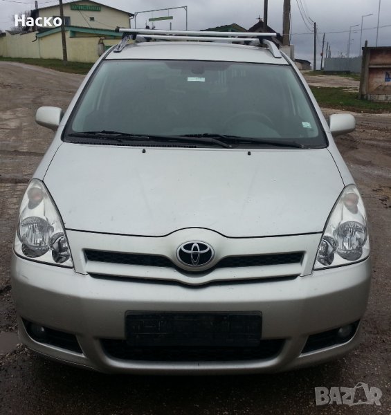 Toyota Corolla Verso 2.2 DCAT на части Тойота Корола Версо 2.2 на части, снимка 1