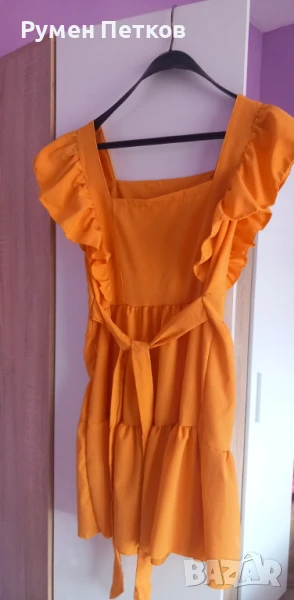 Жълта рокля., снимка 1