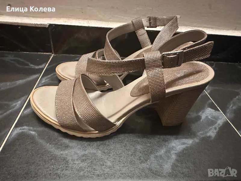 Елегантни обувки/ сандали на ток н.37, снимка 1
