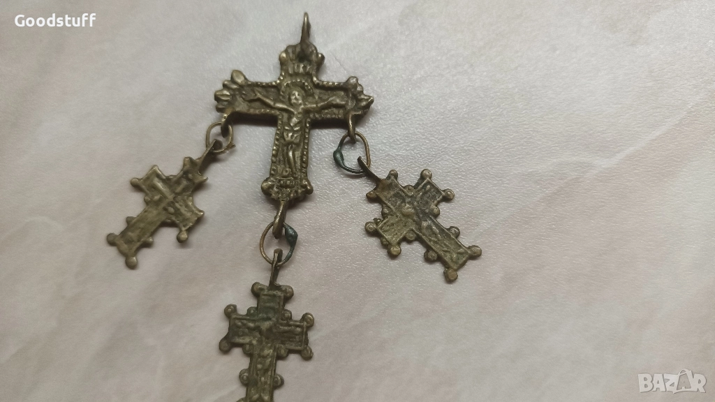 Бронзов възрожденски накит,кръст, Богородица, Исус, снимка 1