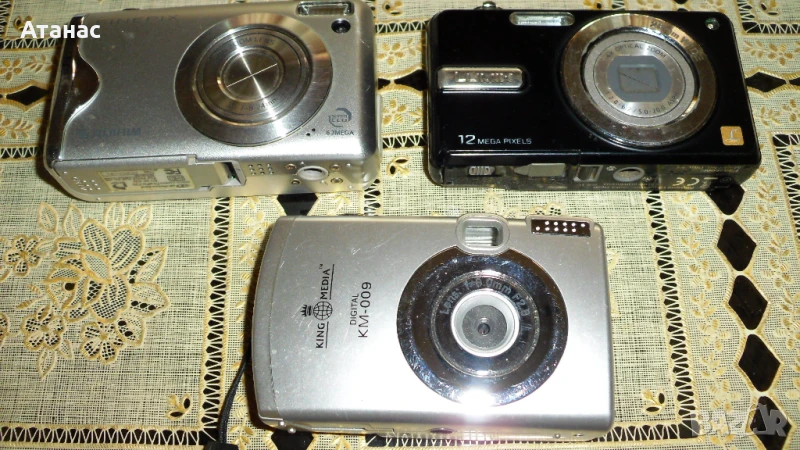 Фотоапарати  FUJIFILM   PANASONIC   KING MEDIA  3бр за ремонт или за части, снимка 1