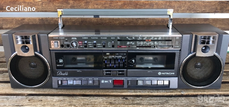 Радиокасетофон Hitachi TRK W3W (Japan), снимка 1