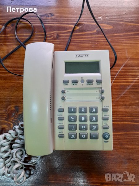 Ретро телефон в неясно състояние, снимка 1