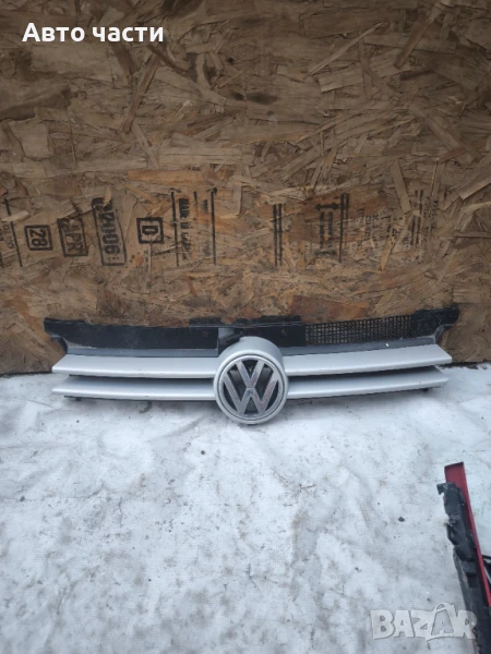 VW Golf IV (1997-2005) - Радиаторна решетка с емблема, снимка 1