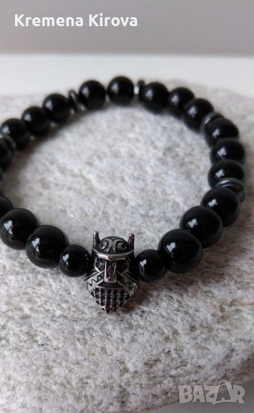 Мъжки гривни с оникс и рицарски шлем от благородна стомана. Бижута Луди гъби., снимка 1