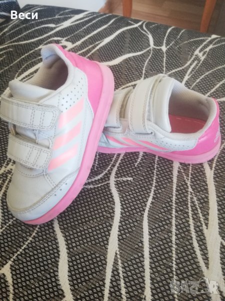 Детски маратонки адидас , снимка 1