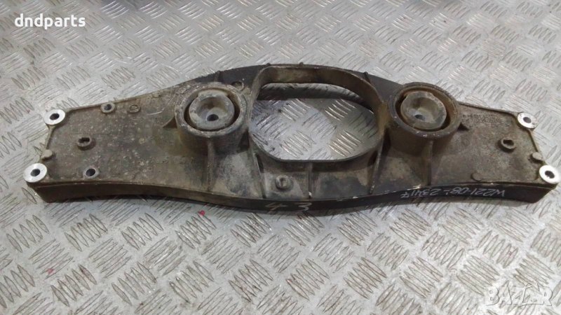 Конзола заден мост Mercedes S320 CDI W221 2008г.	, снимка 1