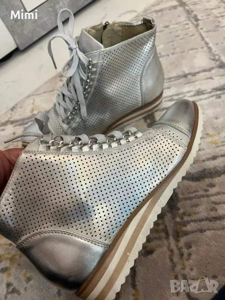 Нови!!!Перфорирани боти сребристи 38, снимка 1