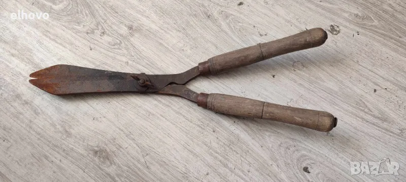 Стара ножица за рязане на храсти, снимка 1