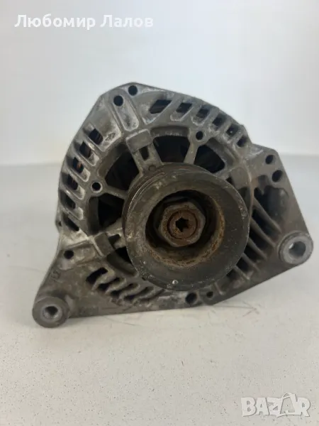 Алтернатор / Генератор за Фолксваген Пасат Vw Passat Audi, снимка 1