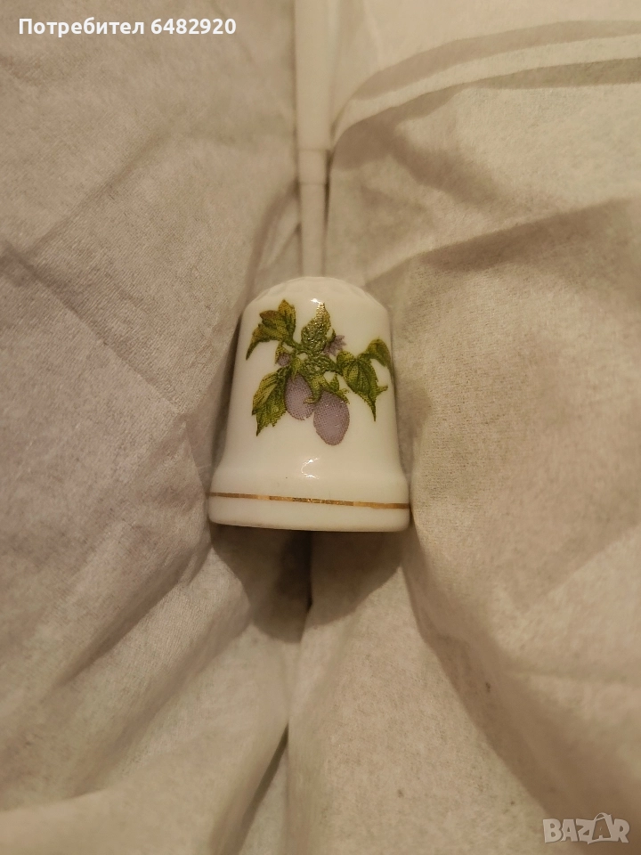 Порцеланов напръстник , снимка 1