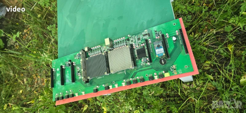 Дъно за 9 видеокарти с 2 процесора, рам и хард диск включени в цената !!, снимка 1