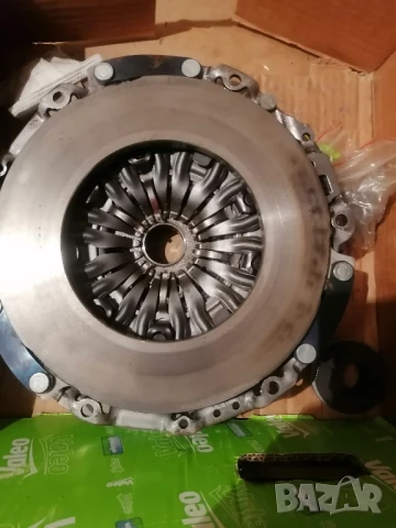 Комплект съединител за ситроен/пежо.
VALEO FULLPACK DMF , снимка 3 - Части - 50830835