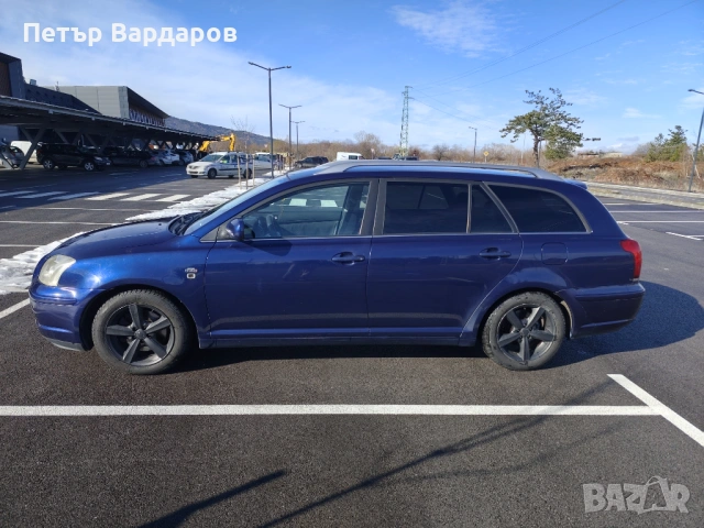 Тойота Авенсис D4D 2.0, снимка 3 - Автомобили и джипове - 53392773