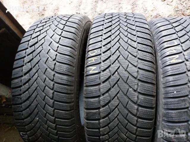 4бр.зимни гуми BRIDGESTONE 225/60/17 99H DOT 3520, снимка 2 - Гуми и джанти - 48650766