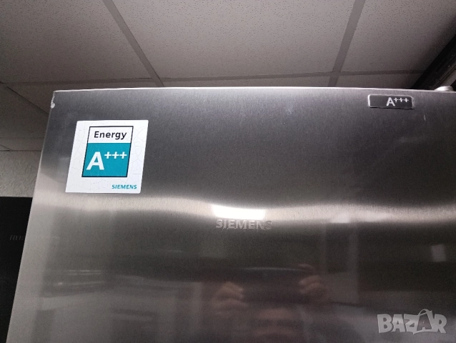 Иноксов комбиниран хладилник с фризер Сименс Siemens A+++ 2 години гаранция!, снимка 6 - Хладилници - 51993664